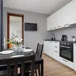 Stylish Apartment With Balcony & Parking Cracow By Noclegi Renters