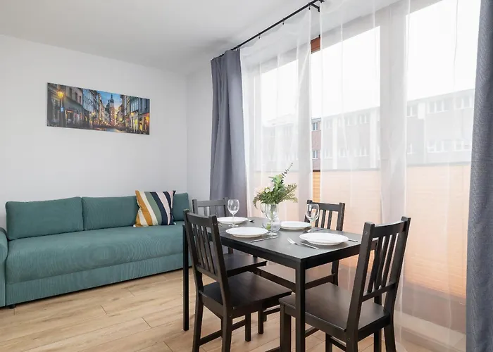 Stylish Apartment With Balcony & Parking Cracow By Noclegi Renters